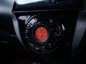 Хетчбэк Nissan Note 2017 года, 1380000 рублей, Большой Сочи