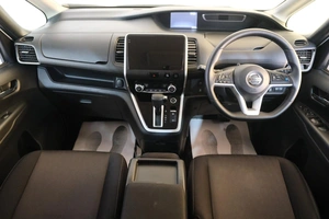 Минивэн Nissan Serena 2018 года, 2289000 рублей, Омск