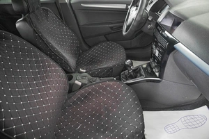 Хетчбэк Opel Astra 2008 года, 349000 рублей, Кемерово