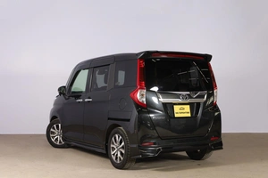 Минивэн Toyota Roomy 2018 года, 1179000 рублей, Новосибирск