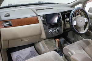 Седан Nissan Tiida Latio 2005 года, 439000 рублей, Новокузнецк