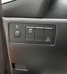 Хетчбэк Mazda 3 2017 года, 1740000 рублей, Красноярск