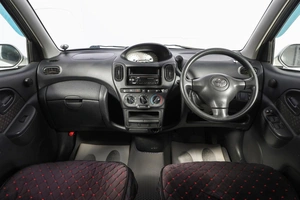 Минивэн Toyota Funcargo 2003 года, 499000 рублей, Новосибирск