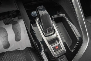 Внедорожник Peugeot 5008 2020 года, 2189000 рублей, Барнаул