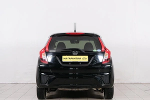 Хетчбэк Honda Fit 2016 года, 1049000 рублей, Красноярск