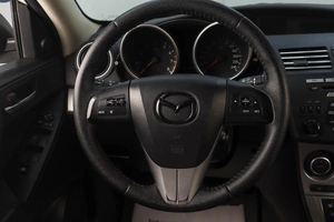 Хетчбэк Mazda 3 2011 года, 899000 рублей, Челябинск