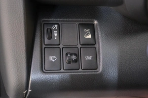 Внедорожник Toyota RAV4 2011 года, 1689000 рублей, Омск