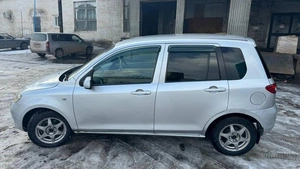 Хетчбэк Mazda Demio 2002 года, 380000 рублей, Красноярск