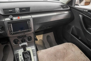 Седан Volkswagen Passat 2007 года, 689000 рублей, Барнаул