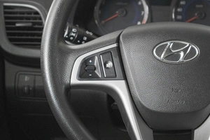 Седан Hyundai Solaris 2016 года, 1199000 рублей, Кемерово