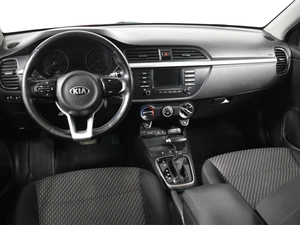Хетчбэк Kia Rio X-Line 2018 года, 1389900 рублей, Казань