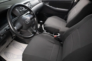 Хетчбэк Toyota Corolla 2006 года, 649000 рублей, Оренбург