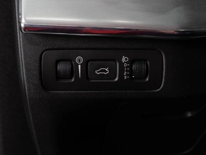 Внедорожник Volvo XC90 2017 года, 2719000 рублей, Тюмень