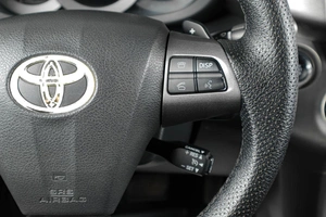 Внедорожник Toyota RAV4 2011 года, 1359000 рублей, Тюмень
