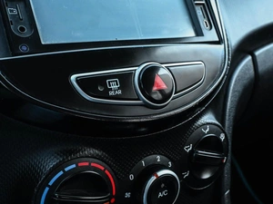 Седан Hyundai Solaris 2013 года, 649000 рублей, Волгоград