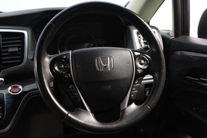 Минивэн Honda Odyssey 2016 года, 2059000 рублей, Новосибирск