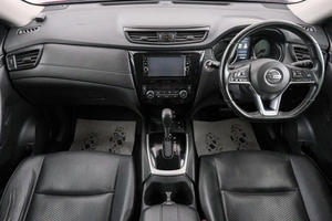 Внедорожник Nissan X-Trail 2017 года, 1949000 рублей, Красноярск