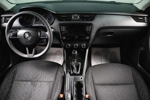 Лифтбек Skoda Octavia 2018 года, 1389000 рублей, Сургут