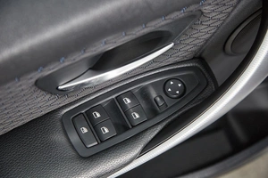 Седан BMW 3 серия 2014 года, 2100000 рублей, Красноярск