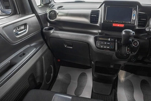 Хетчбэк Honda N-BOX Slash 2015 года, 1189000 рублей, Барнаул