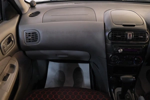 Седан Nissan Sunny 2004 года, 299000 рублей, Омск