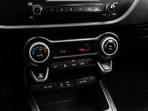 Хетчбэк Kia Rio X-Line 2018 года, 1485000 рублей, Краснодар