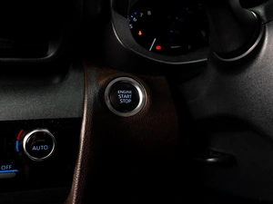 Внедорожник Toyota Yaris Cross 2021 года, 2407000 рублей, Тюмень