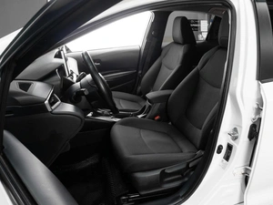 Седан Toyota Corolla 2019 года, 1799000 рублей, Тюмень