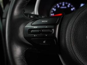 Седан Kia Rio 2021 года, 1534000 рублей, Воронеж