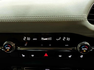 Седан Mazda 3 2020 года, 2097000 рублей, Красноярск