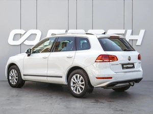 Внедорожник Volkswagen Touareg 2013 года, 2580000 рублей, Краснодар