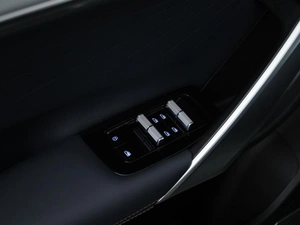 Внедорожник Geely Atlas 2024 года, 3277050 рублей, Москва