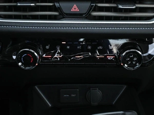 Седан Chevrolet Monza 2023 года, 2274000 рублей, Кирилловка