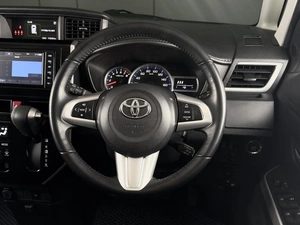 Минивэн Toyota Roomy 2018 года, 1280000 рублей, Нижневартовск