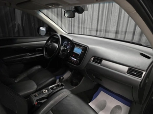 Внедорожник Mitsubishi Outlander 2012 года, 1580000 рублей, Красноярск