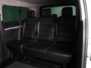 Минивэн Peugeot Traveller 2019 года, 2974000 рублей, Красный Пахарь
