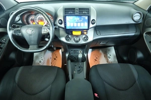 Внедорожник Toyota RAV4 2011 года, 1429000 рублей, Омск
