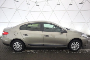 Седан Renault Fluence 2011 года, 655000 рублей, Орёл