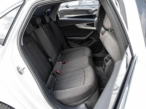 Седан Audi A4 2015 года, 2200000 рублей, Краснодар