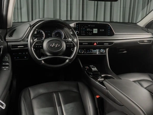 Седан Hyundai Sonata 2020 года, 2429000 рублей, Тюмень