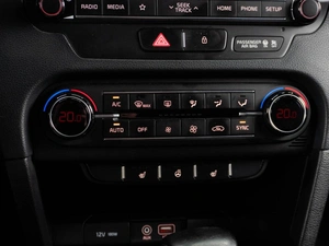 Хетчбэк Kia Ceed 2018 года, 1719000 рублей, Тюмень