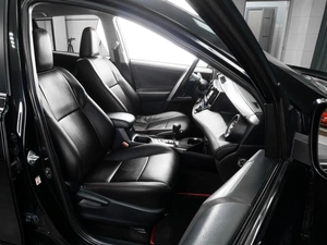 Внедорожник Toyota RAV4 2015 года, 1929000 рублей, Тюмень