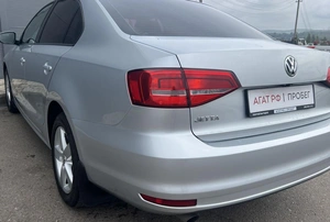 Седан Volkswagen Jetta 2015 года, 1160000 рублей, Солонцы
