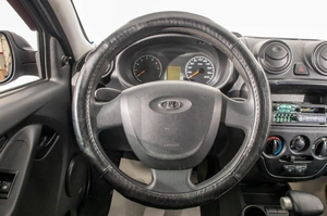 Седан ВАЗ (LADA) Granta 2013 года, 399000 рублей, Барнаул