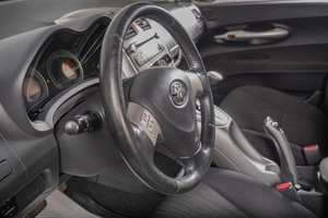 Хетчбэк Toyota Auris 2007 года, 699000 рублей, Томск