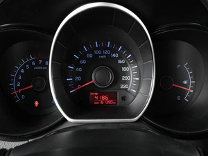 Седан Kia Rio 2012 года, 899000 рублей, Аксай