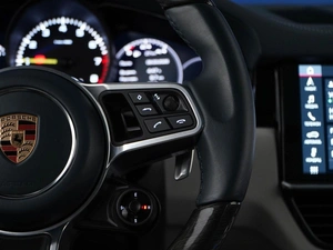 Внедорожник Porsche Cayenne 2019 года, 6599077 рублей, Москва