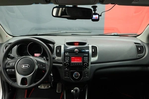 Седан Kia Cerato 2010 года, 1120000 рублей, Курск