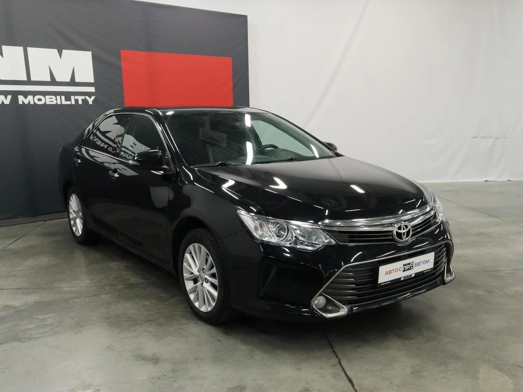 Седан Toyota Camry 2015 года, 2220000 рублей, Курск