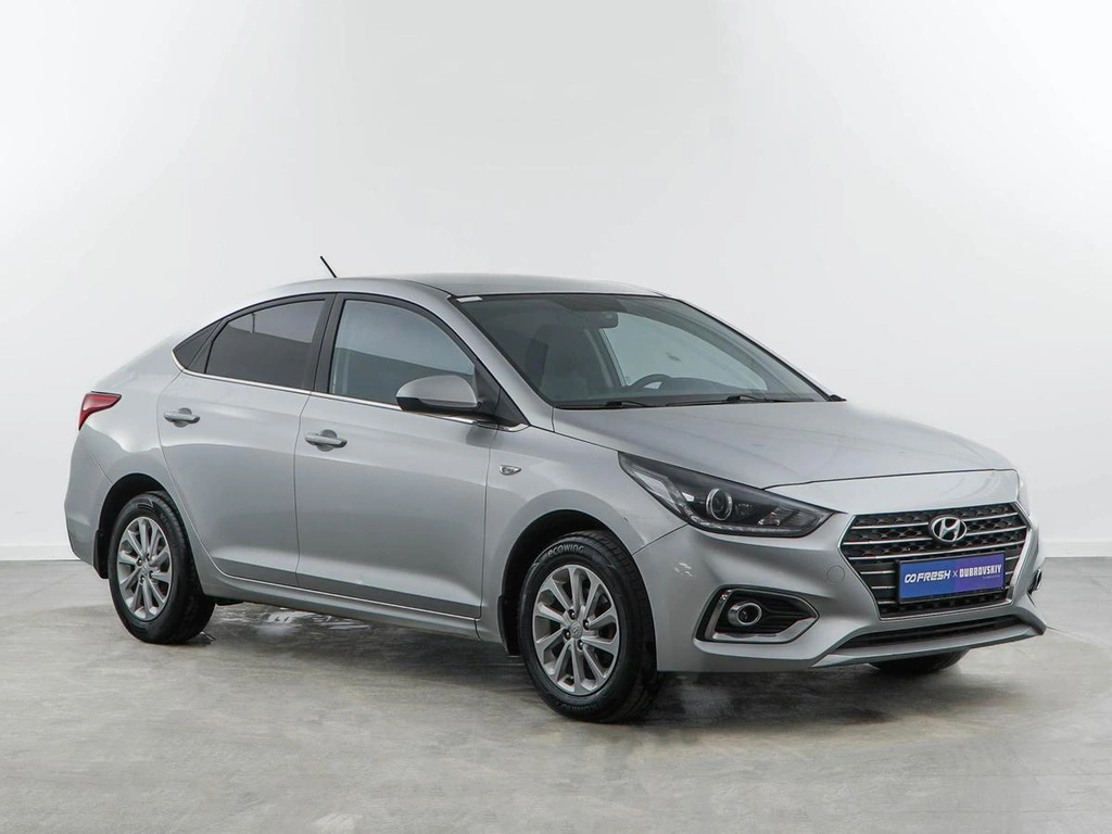 Седан Hyundai Solaris 2018 года, 1396444 рублей, Москва